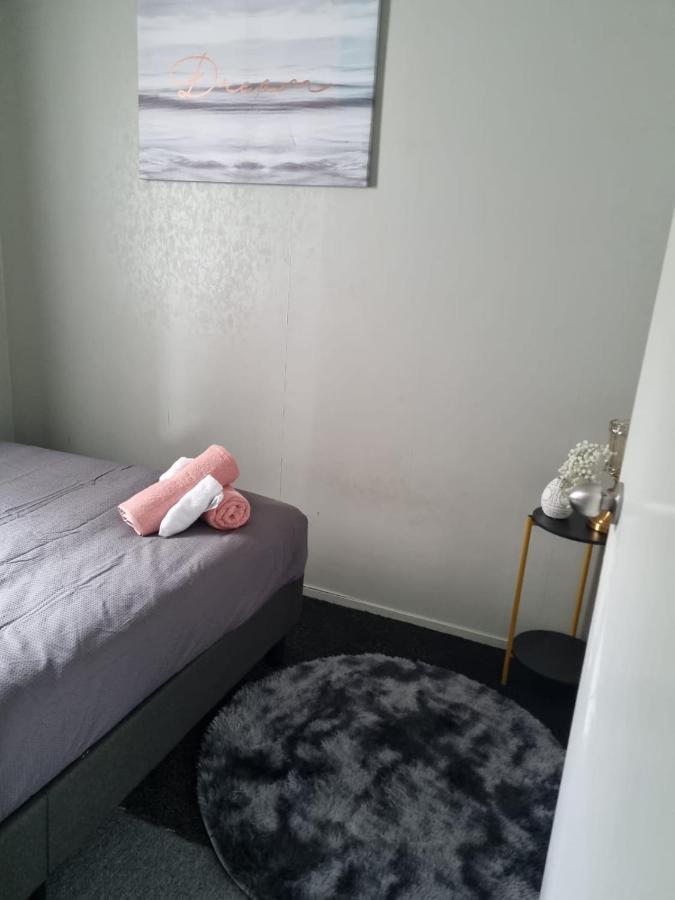 Auckland Accomodation Near Airport Appartement Buitenkant foto